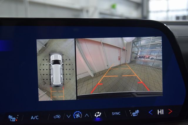 2026 Chevrolet Suburban 4WD 4dr LT - 22984504 - 51