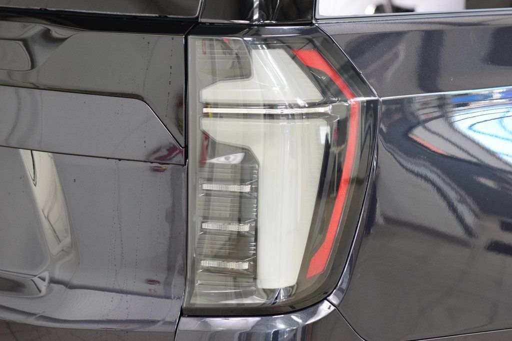 2026 Chevrolet Suburban 4WD 4dr LT - 22984523 - 18