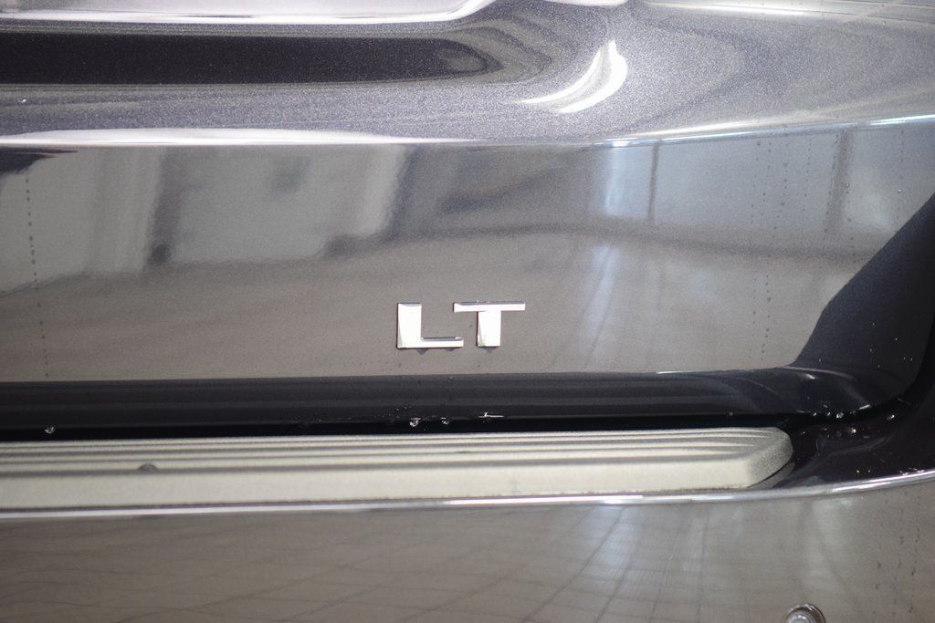 2026 Chevrolet Suburban 4WD 4dr LT - 22984523 - 21