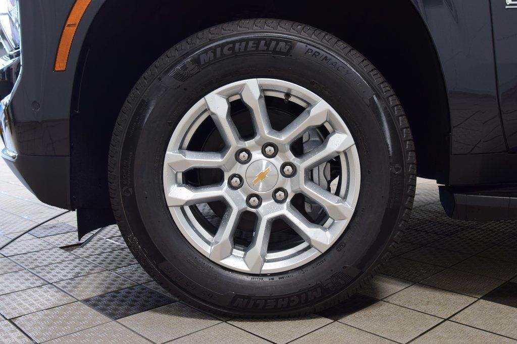 2026 Chevrolet Suburban 4WD 4dr LT - 22984523 - 27