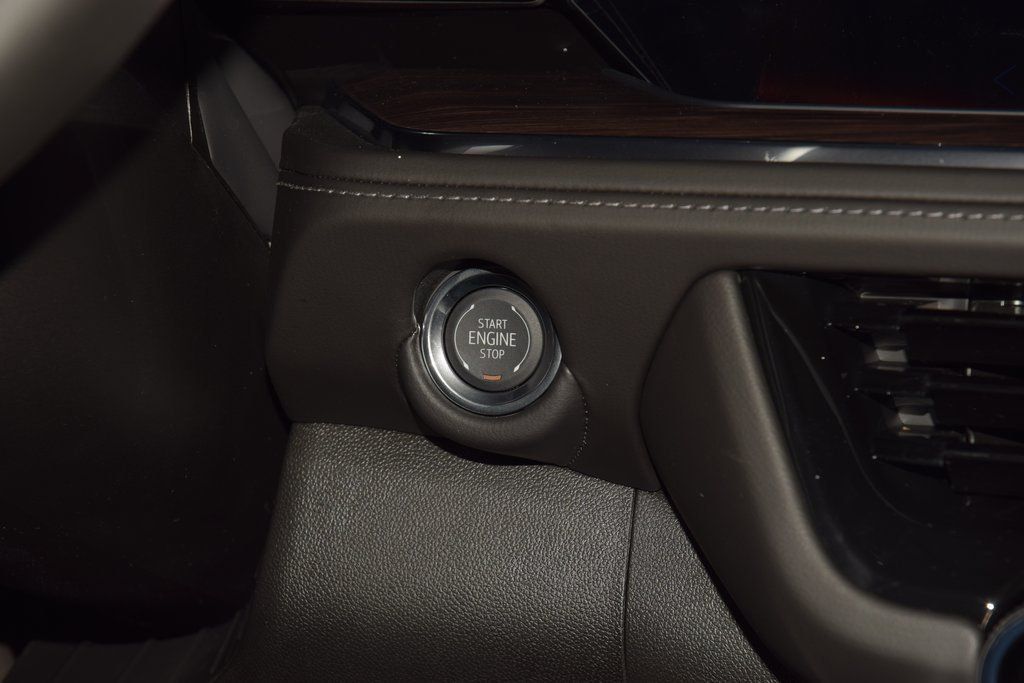 2026 Chevrolet Suburban 4WD 4dr LT - 22984523 - 33