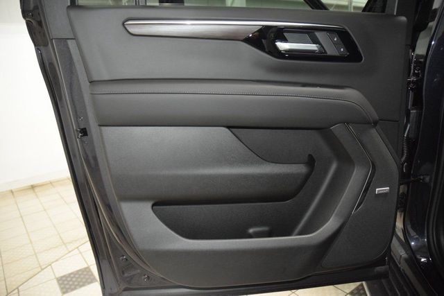 2026 Chevrolet Suburban 4WD 4dr LT - 22984523 - 44