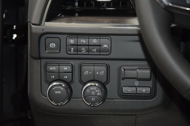 2026 Chevrolet Suburban 4WD 4dr LT - 22984577 - 34