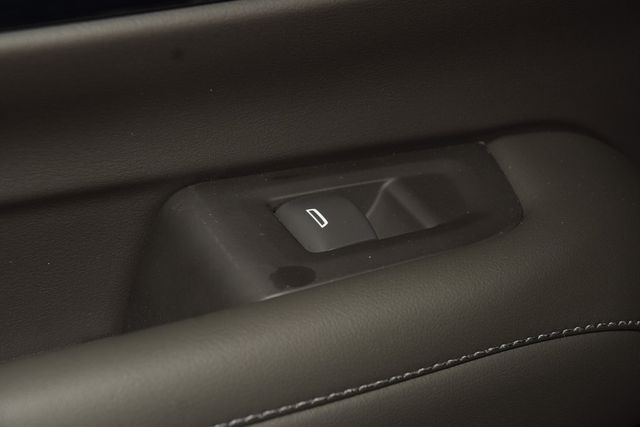 2026 Chevrolet Suburban 4WD 4dr LT - 22984577 - 44