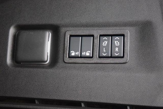 2026 Chevrolet Suburban 4WD 4dr Premier - 22911411 - 23