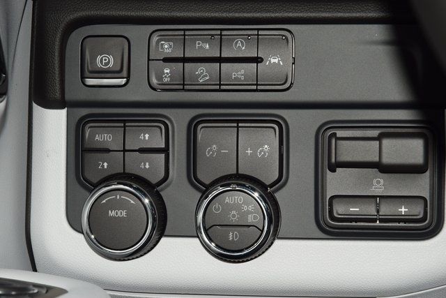 2026 Chevrolet Suburban 4WD 4dr Premier - 22920731 - 34