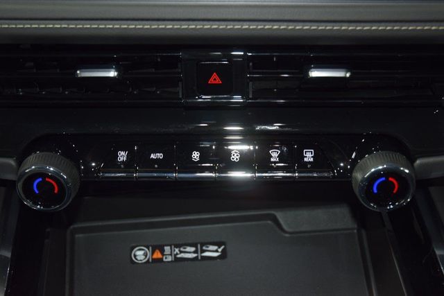 2026 Chevrolet Suburban 4WD 4dr Premier - 22984499 - 32