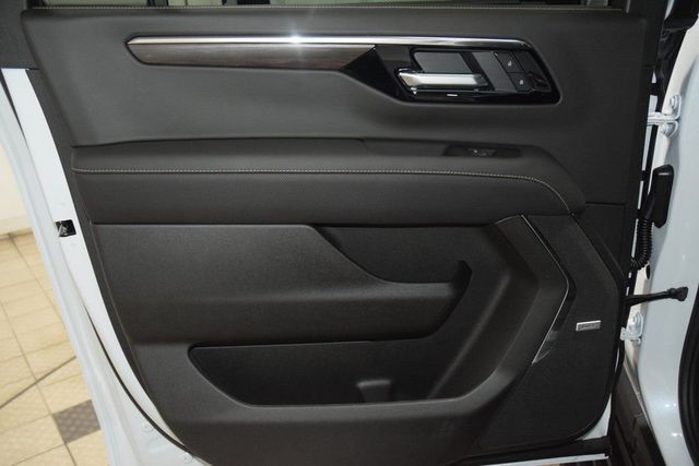 2026 Chevrolet Suburban 4WD 4dr Premier - 22984499 - 45