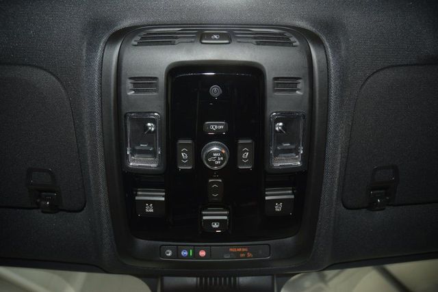 2026 Chevrolet Suburban 4WD 4dr Premier - 22984499 - 52