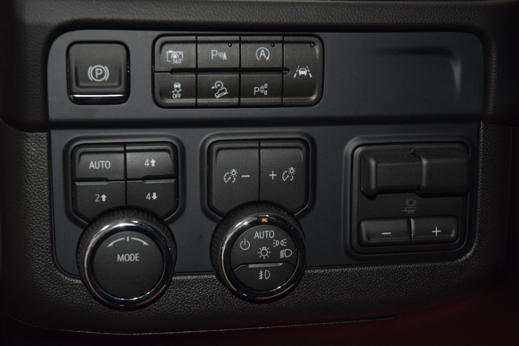 2026 Chevrolet Suburban 4WD 4dr Premier - 23049204 - 35
