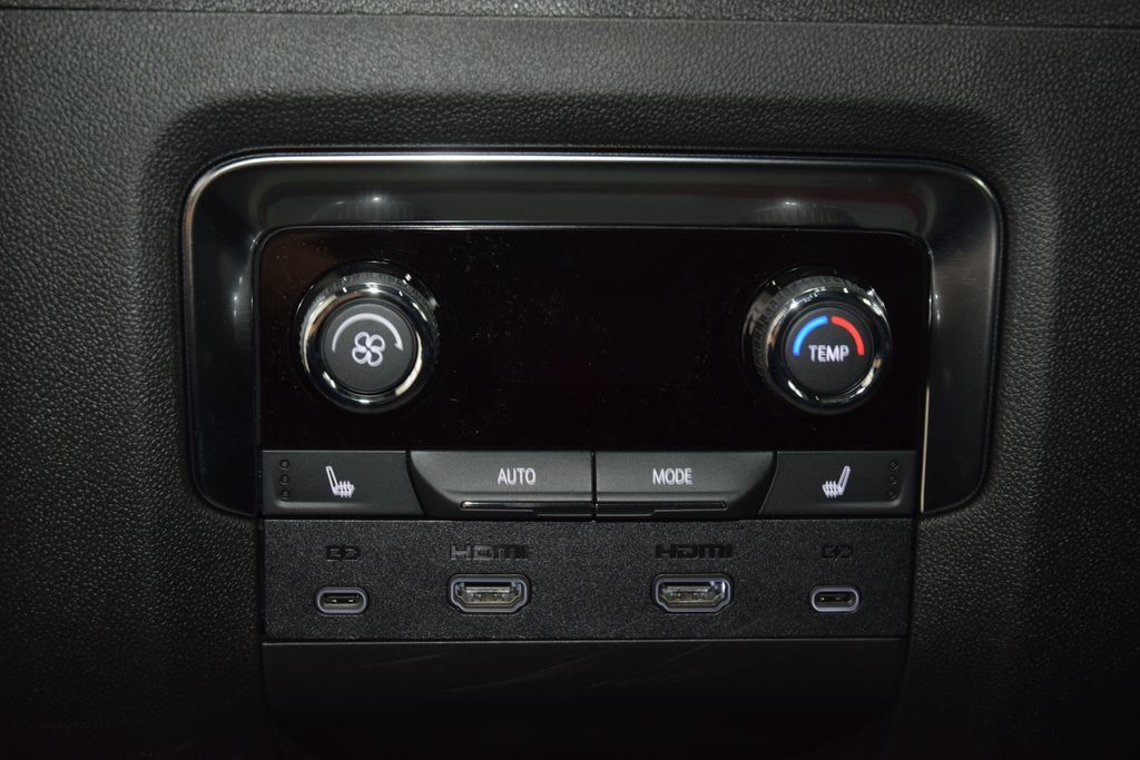 2026 Chevrolet Suburban 4WD 4dr Premier - 23049204 - 44