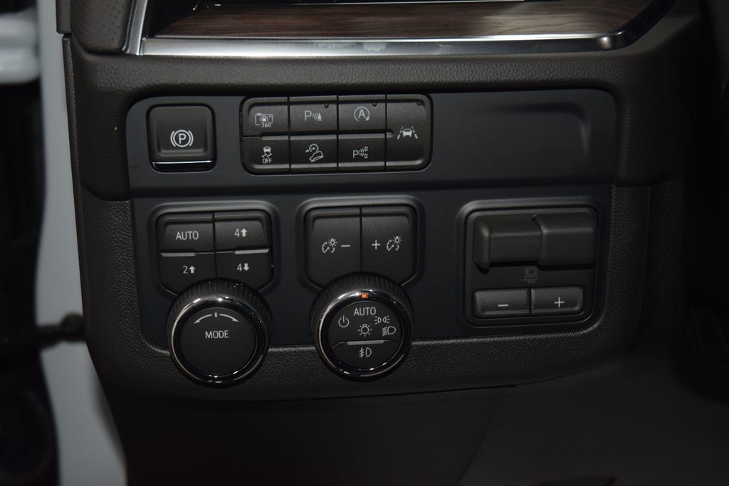 2026 Chevrolet Suburban 4WD 4dr Premier - 23052315 - 35