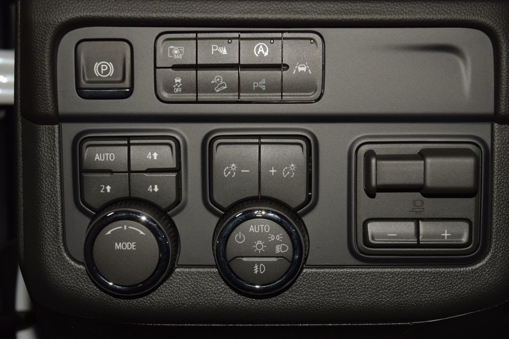 2026 Chevrolet Suburban 4WD 4dr Premier - 23062806 - 36