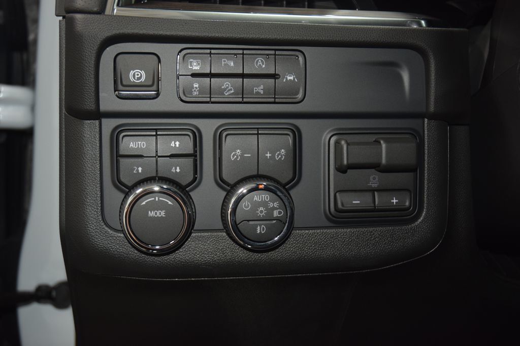 2026 Chevrolet Suburban 4WD 4dr Premier - 23062859 - 35