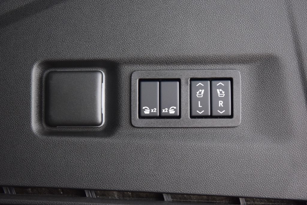 2026 Chevrolet Suburban 4WD 4dr Premier - 23064390 - 25