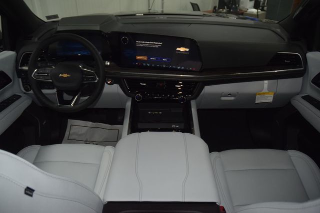 2026 Chevrolet Suburban 4WD 4dr Premier - 23064390 - 32