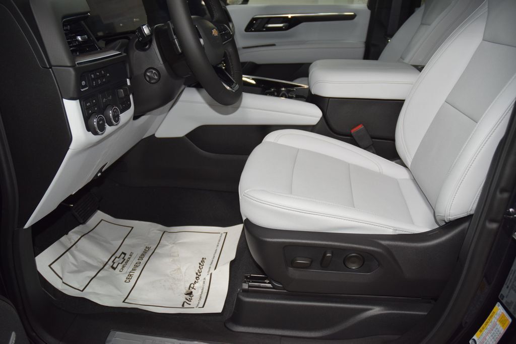 2026 Chevrolet Suburban 4WD 4dr Premier - 23064390 - 40