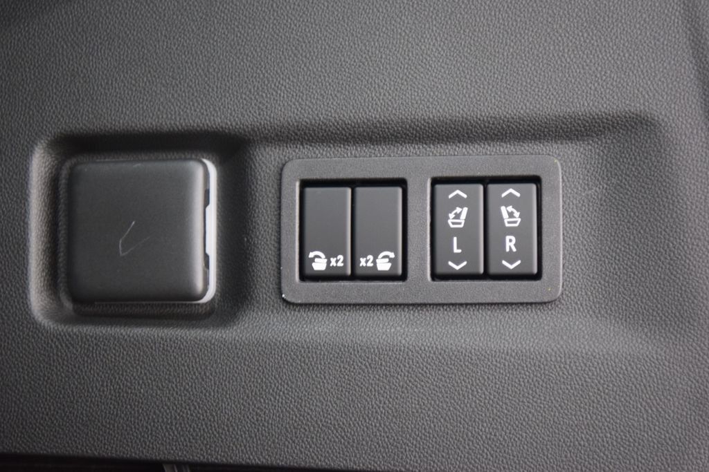 2026 Chevrolet Suburban 4WD 4dr Premier - 23064398 - 25