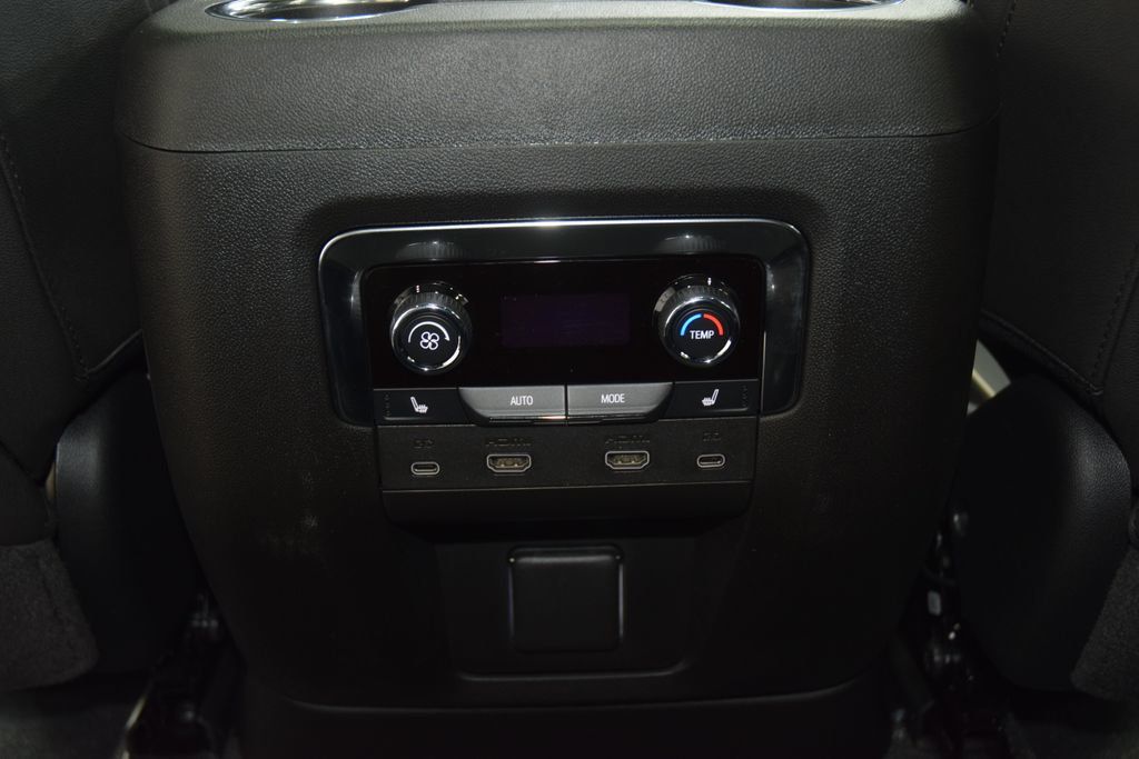 2026 Chevrolet Suburban 4WD 4dr Premier - 23064398 - 44