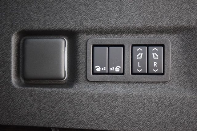 2026 Chevrolet Suburban 4WD 4dr Premier - 23065791 - 25