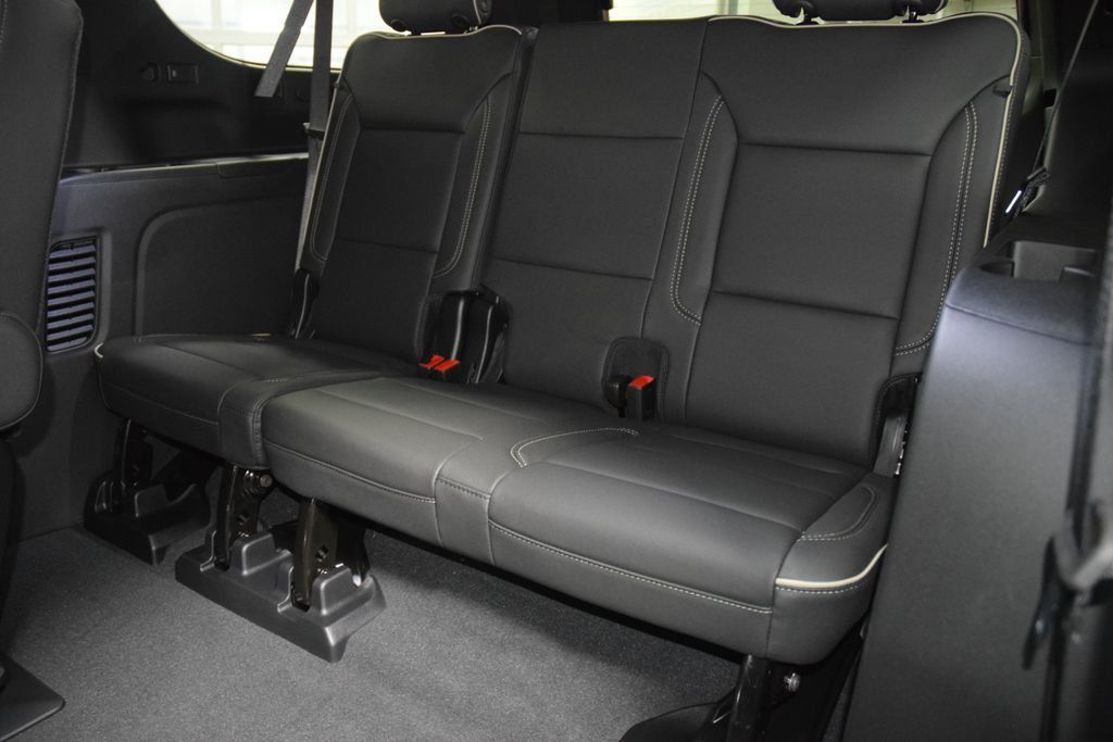 2026 Chevrolet Suburban 4WD 4dr Premier - 23065791 - 43