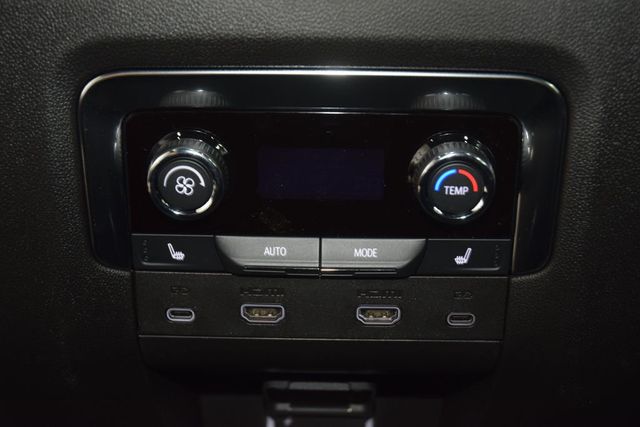 2026 Chevrolet Suburban 4WD 4dr Premier - 23065791 - 44
