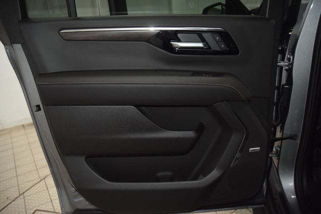 2026 Chevrolet Suburban 4WD 4dr Premier - 23065791 - 46