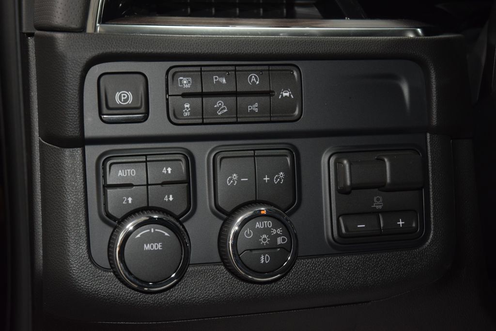 2026 Chevrolet Suburban 4WD 4dr Premier - 23065857 - 35