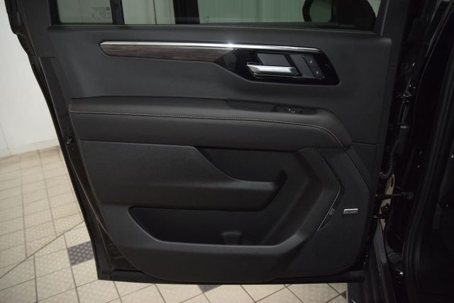 2026 Chevrolet Suburban 4WD 4dr Premier - 23065859 - 46