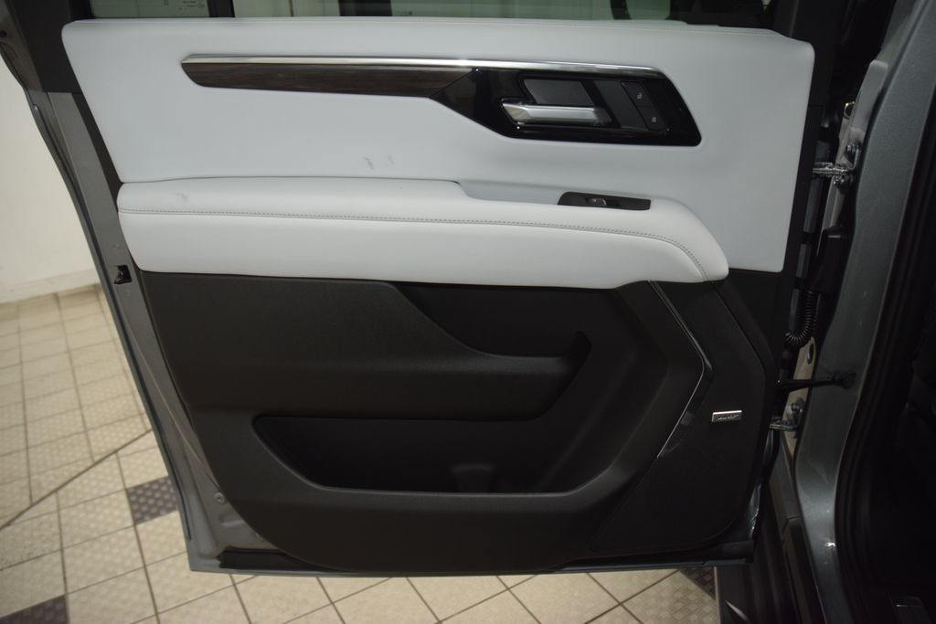 2026 Chevrolet Suburban 4WD 4dr Premier - 23065876 - 46