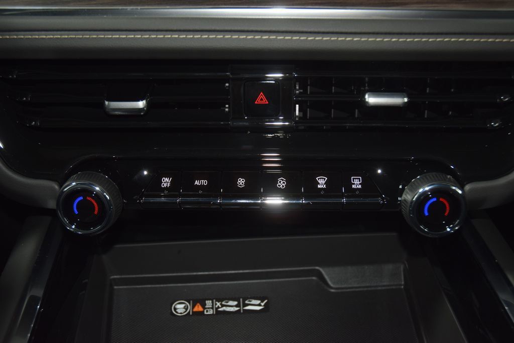 2026 Chevrolet Suburban 4WD 4dr Premier - 23065888 - 33