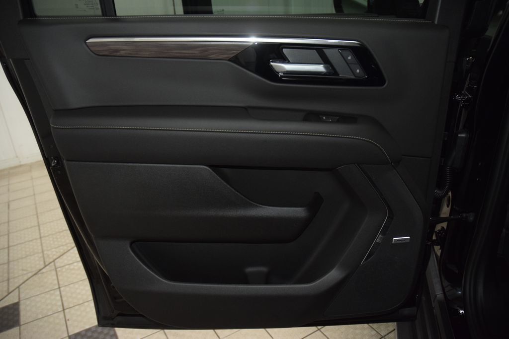 2026 Chevrolet Suburban 4WD 4dr Premier - 23065888 - 46