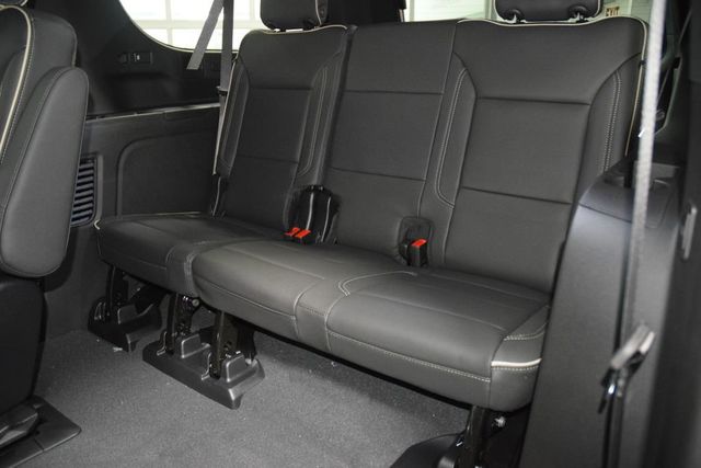 2026 Chevrolet Suburban 4WD 4dr Premier - 23067109 - 44