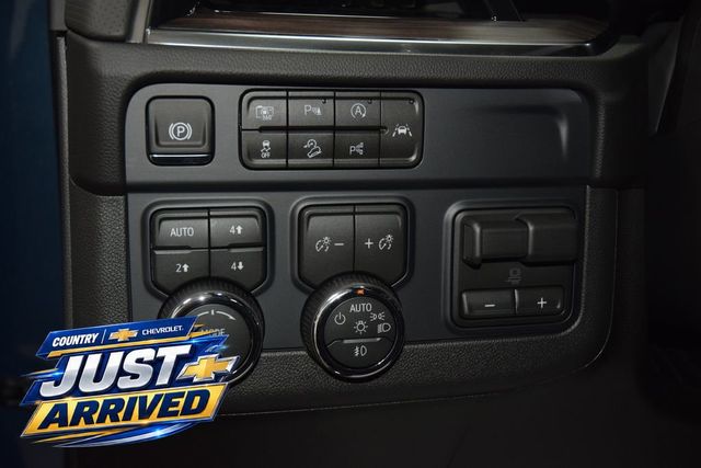 2026 Chevrolet Suburban 4WD 4dr Premier - 23067169 - 35