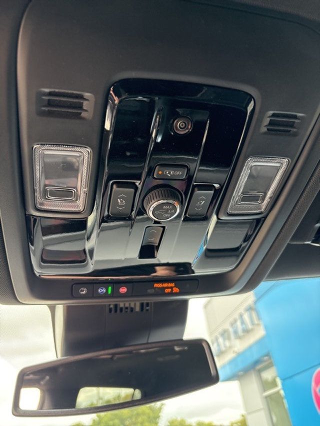 2026 Chevrolet Suburban 4WD 4dr Premier - 22920947 - 16