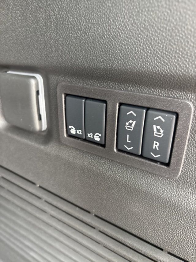 2026 Chevrolet Suburban 4WD 4dr Premier - 22920947 - 22