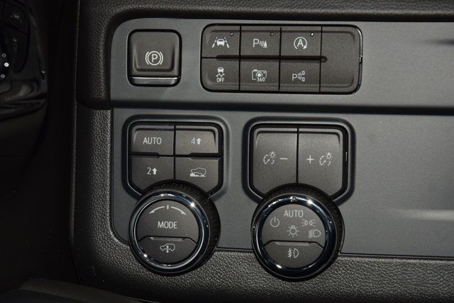 2026 Chevrolet Suburban 4WD 4dr RST - 22938676 - 34