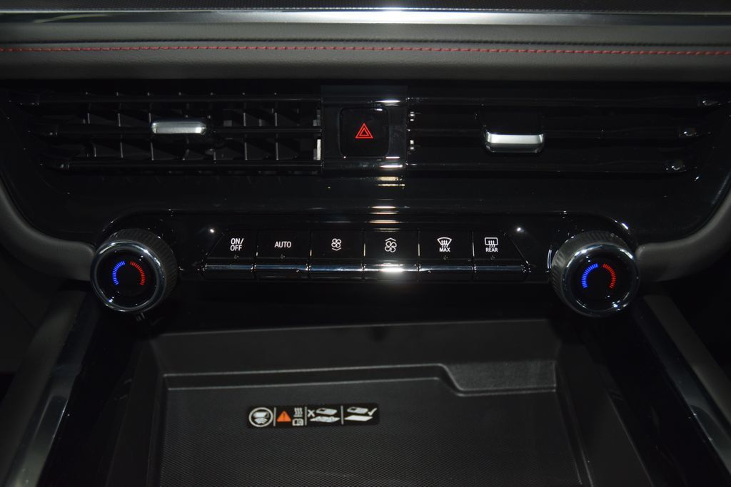 2026 Chevrolet Suburban 4WD 4dr RST - 23062850 - 32