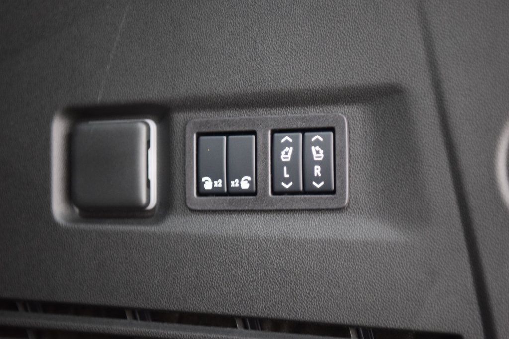 2026 Chevrolet Suburban 4WD 4dr Z71 - 22951991 - 25