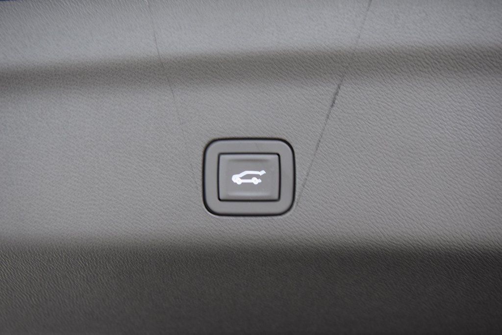 2026 Chevrolet Suburban 4WD 4dr Z71 - 22951991 - 26