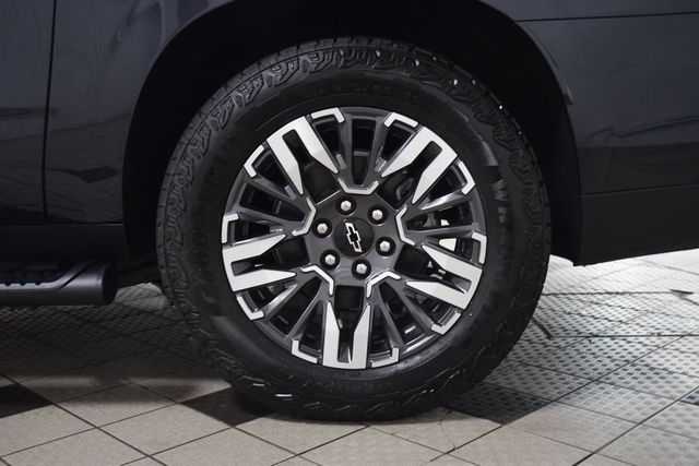 2026 Chevrolet Suburban 4WD 4dr Z71 - 23048069 - 26