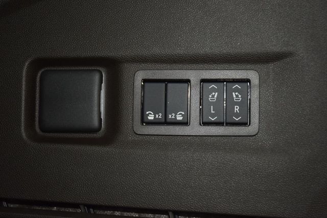 2026 Chevrolet Suburban 4WD 4dr Z71 - 23071435 - 26