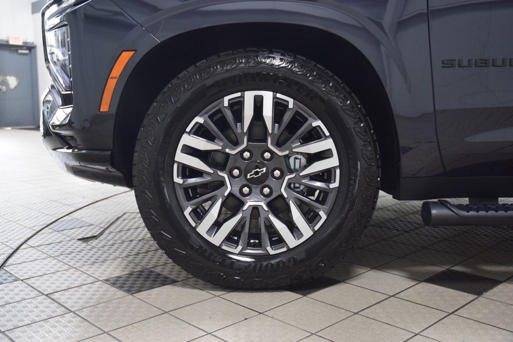 2026 Chevrolet Suburban 4WD 4dr Z71 - 23071435 - 29