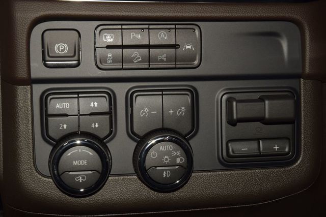 2026 Chevrolet Suburban 4WD 4dr Z71 - 23071435 - 40