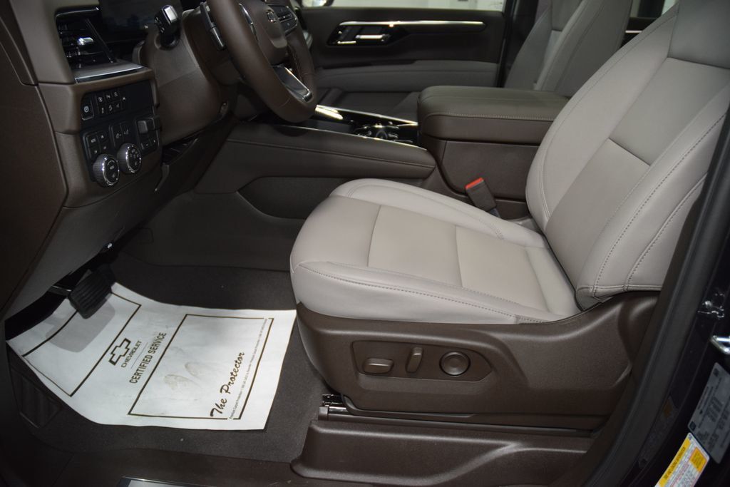 2026 Chevrolet Suburban 4WD 4dr Z71 - 23071435 - 41