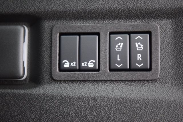 2026 Chevrolet Tahoe 4WD 4dr High Country - 22911445 - 23