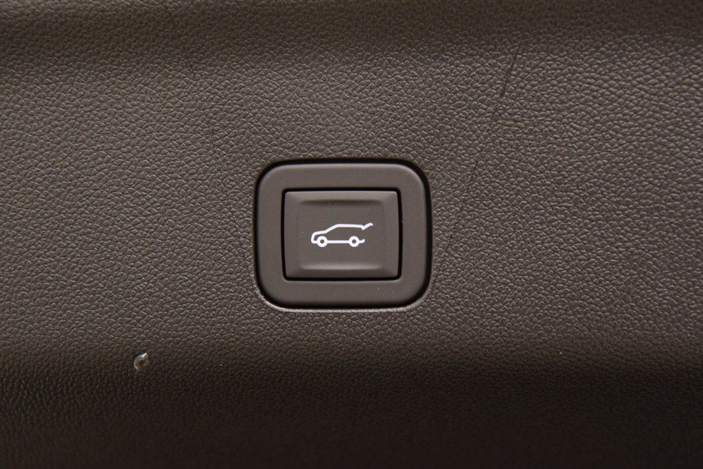 2026 Chevrolet Tahoe 4WD 4dr High Country - 22984615 - 25