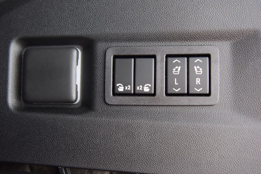 2026 Chevrolet Tahoe 4WD 4dr High Country - 23024090 - 23