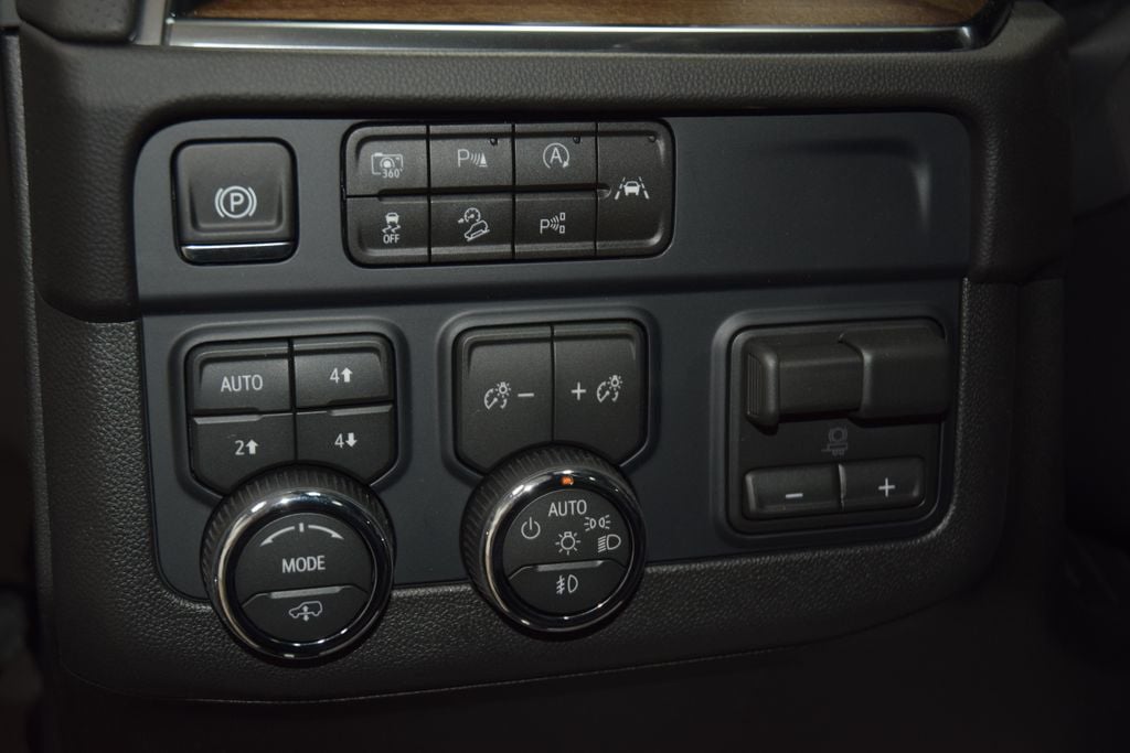 2026 Chevrolet Tahoe 4WD 4dr High Country - 23024090 - 37