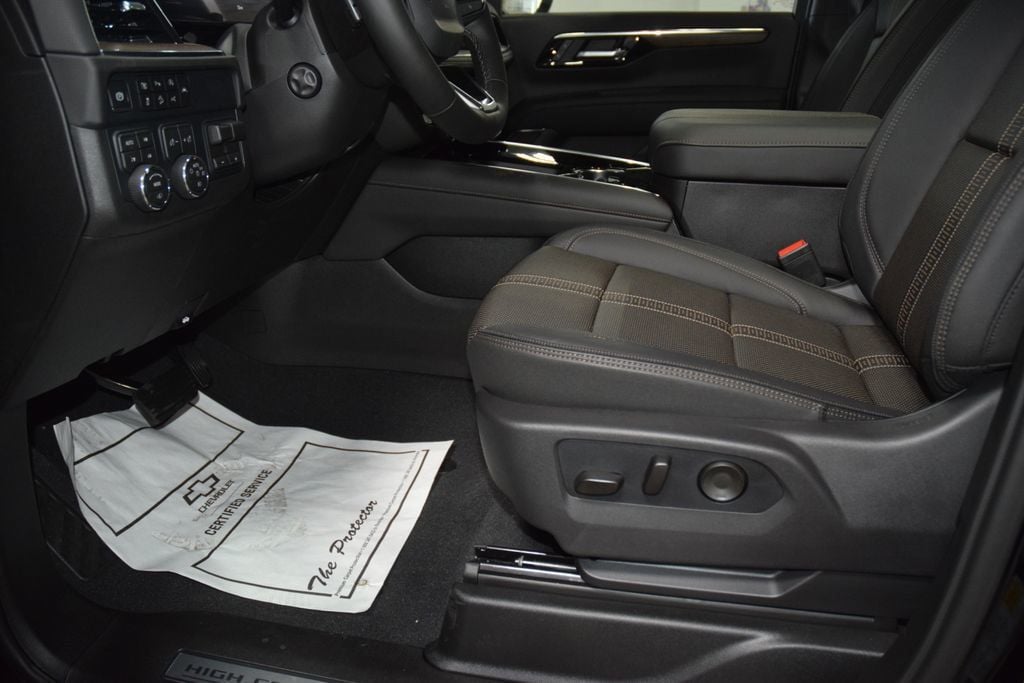 2026 Chevrolet Tahoe 4WD 4dr High Country - 23024090 - 38